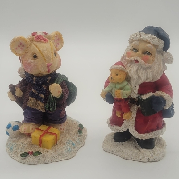 Other - Christmas Xmas Decorative Figurines set of 2 (Presents)​​​